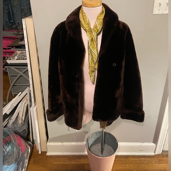 Vintage 1950’s Chocolate Lamb Fur Coat - Picture 9 of 12